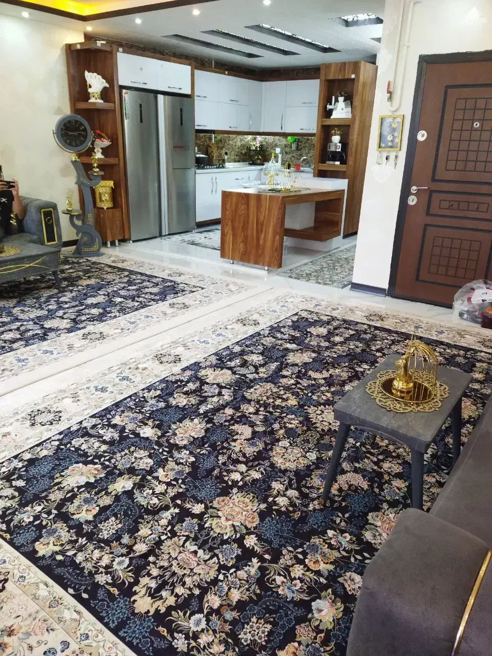 فروش یه طبقه آپارتمان 120متری