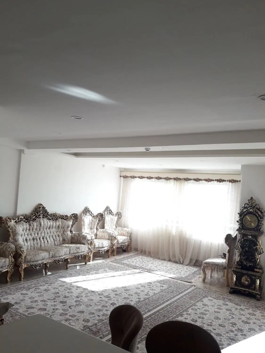 ۹۴ متری رهن و یا معاوضه با اپارتمان متراژ بالا