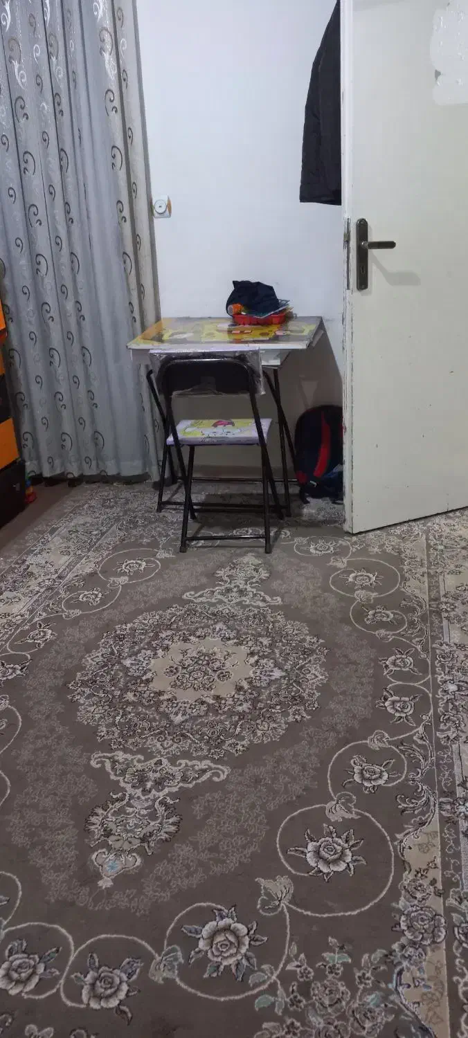 واحد ۴۵متر با نورگیر .