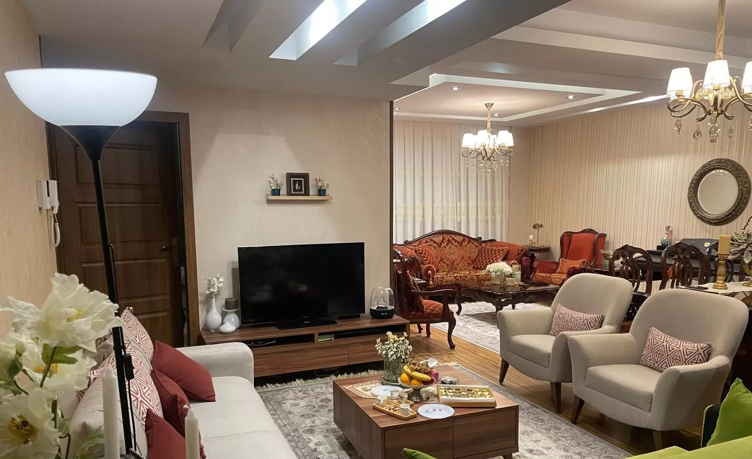 ۱۱۳ متر ۳ خواب معاوضه با واحدکوچکتر