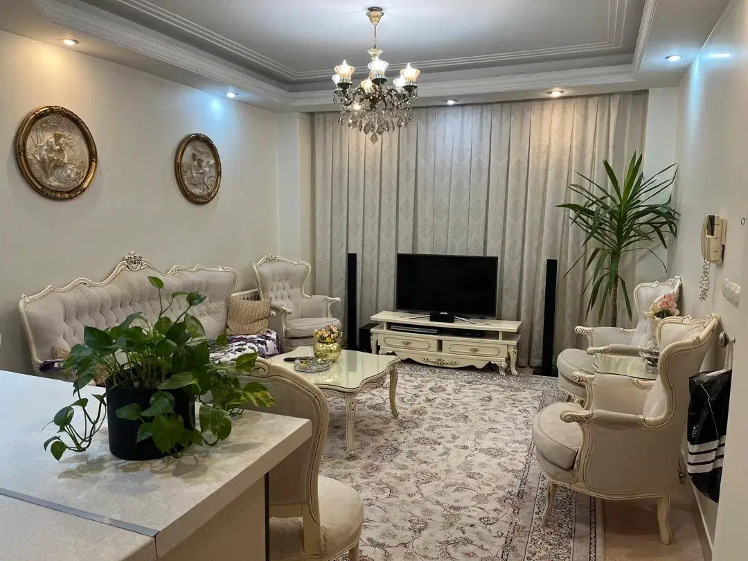 صمدی 67متر ۲خواب طبقه اول