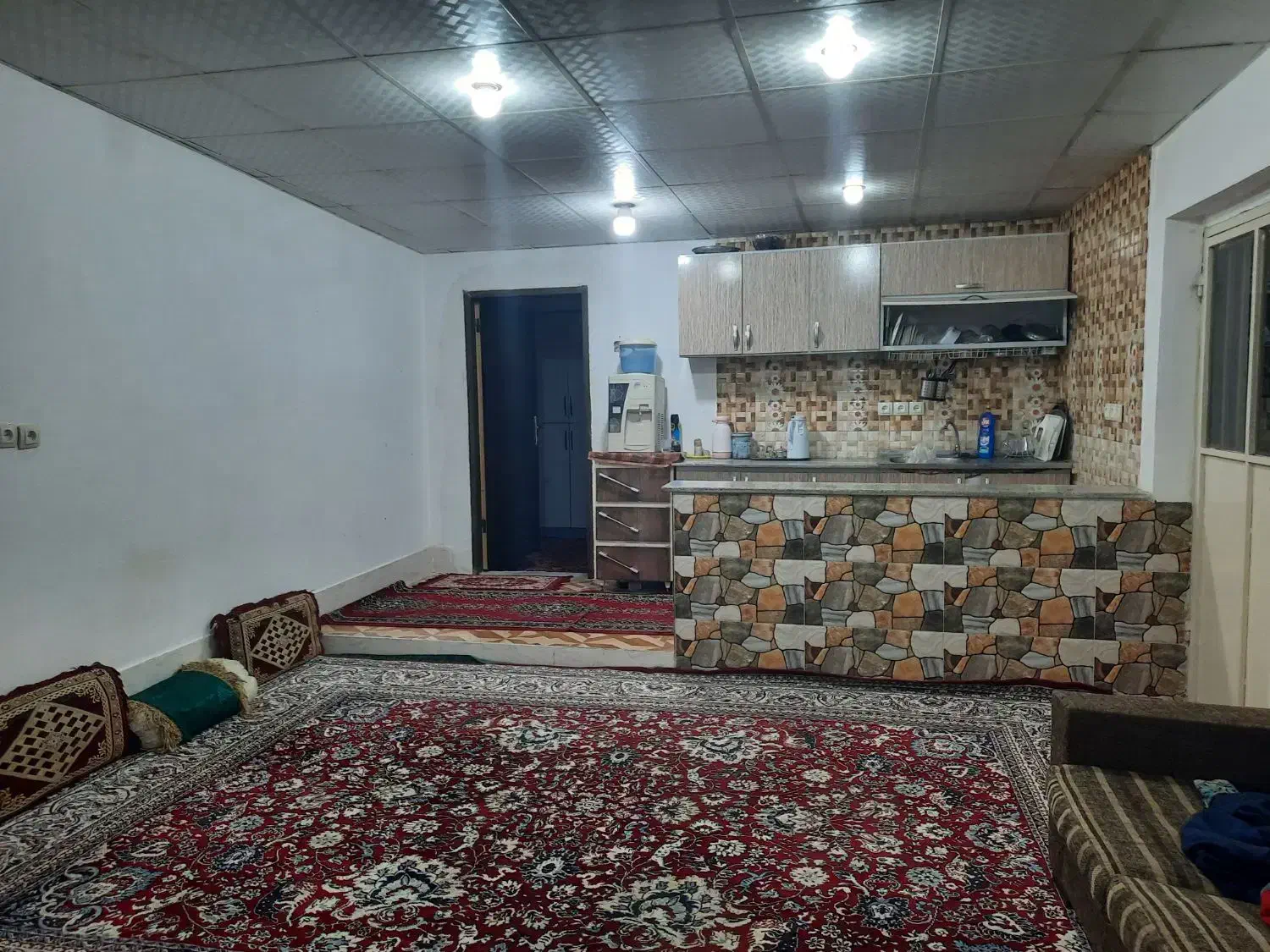خونه مبله  شیک و ماشین رو