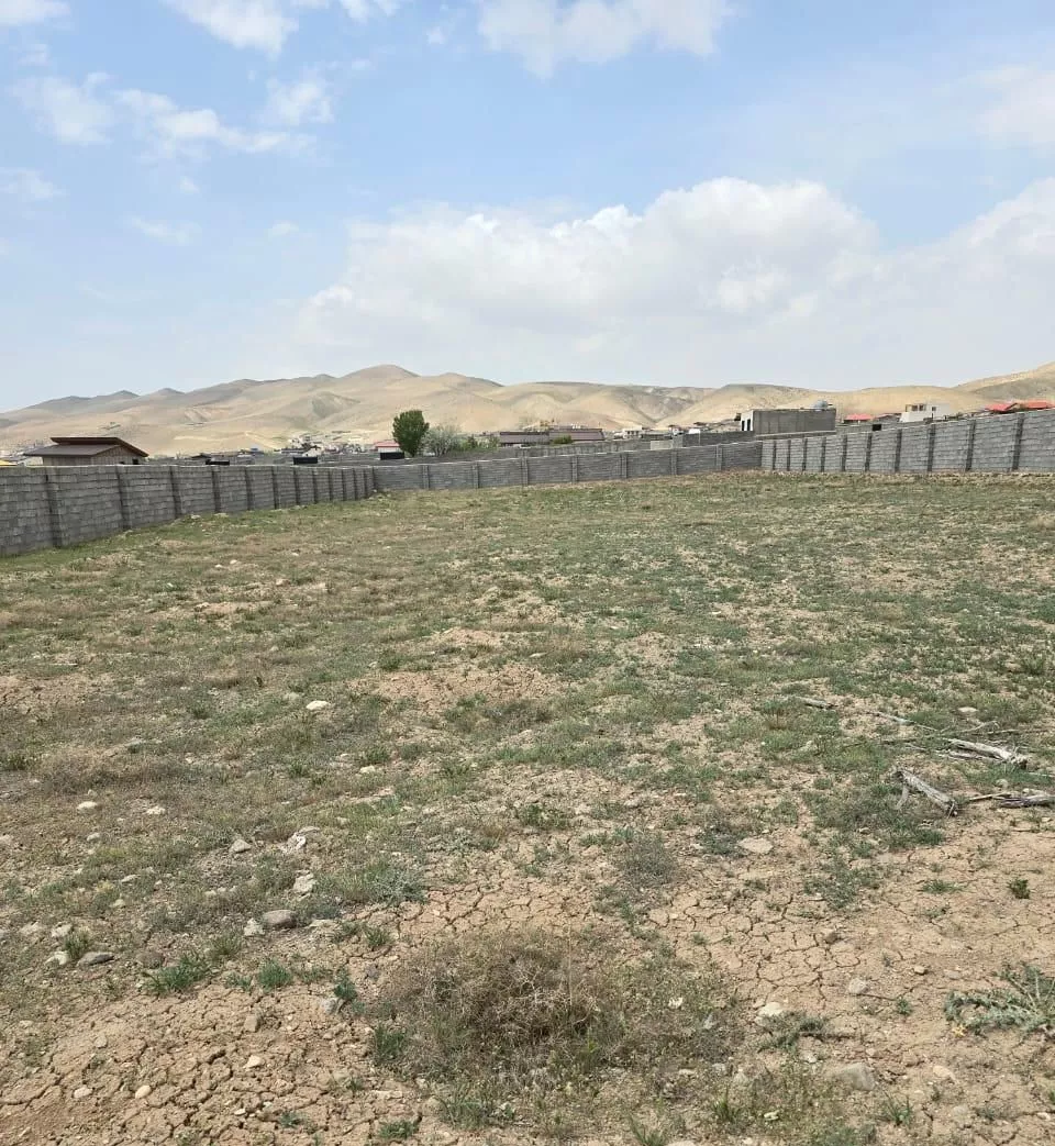فروش زمین ۲۰۰۰ متری چهاردیواری