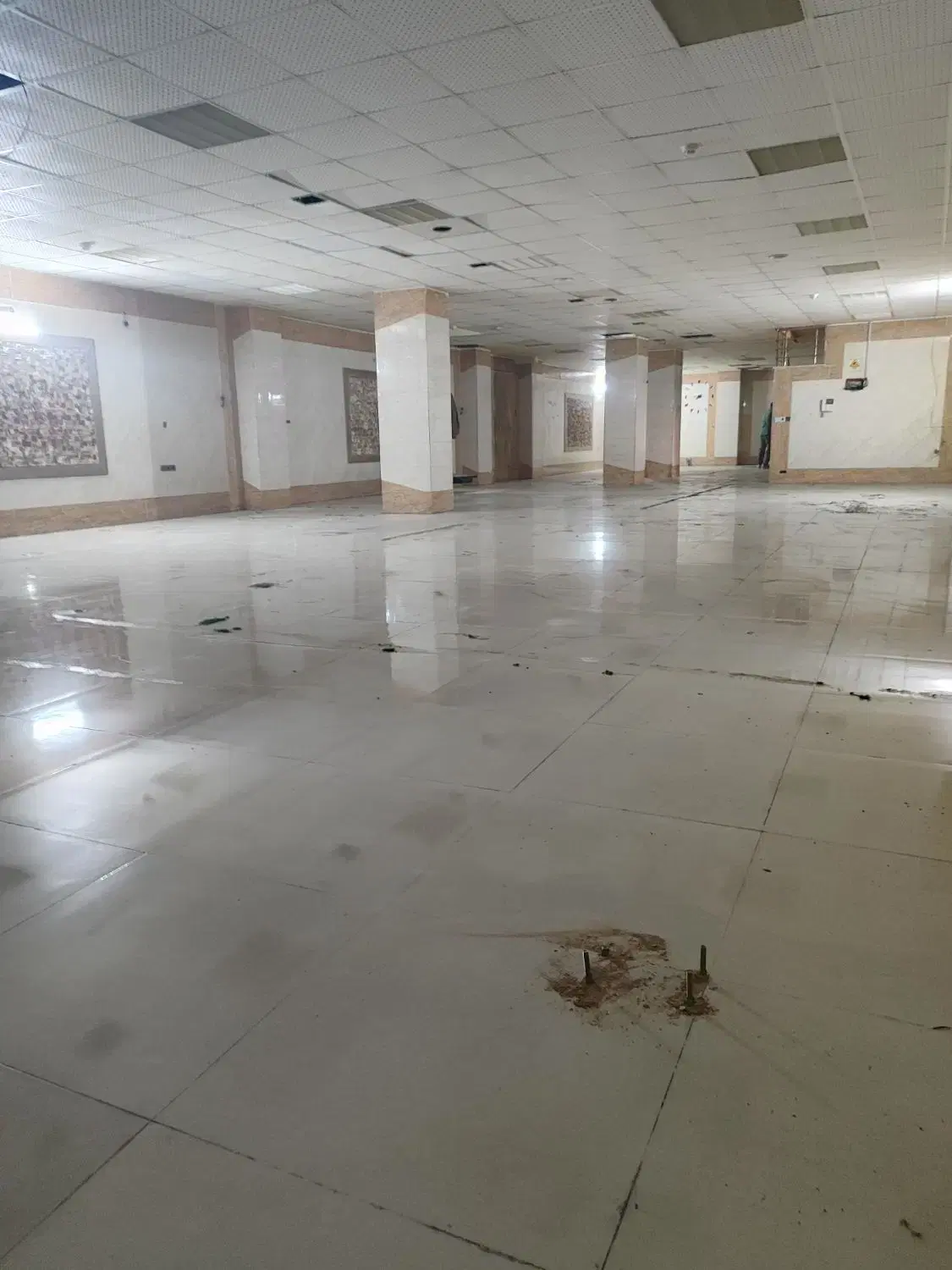 ۳۲۰متر رهن و اجاره زیر زمین چایخانه،باشگاه