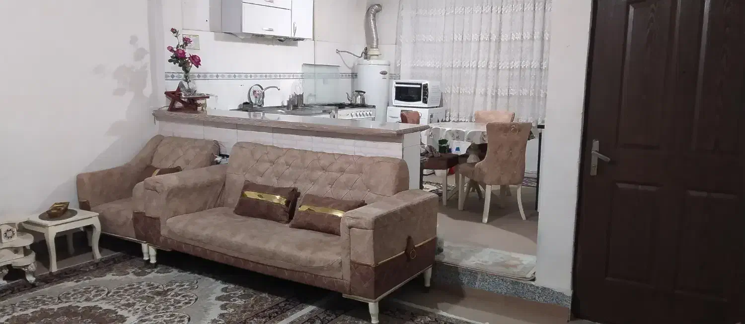 اجاره واحد 60 متری  طبقه دوم