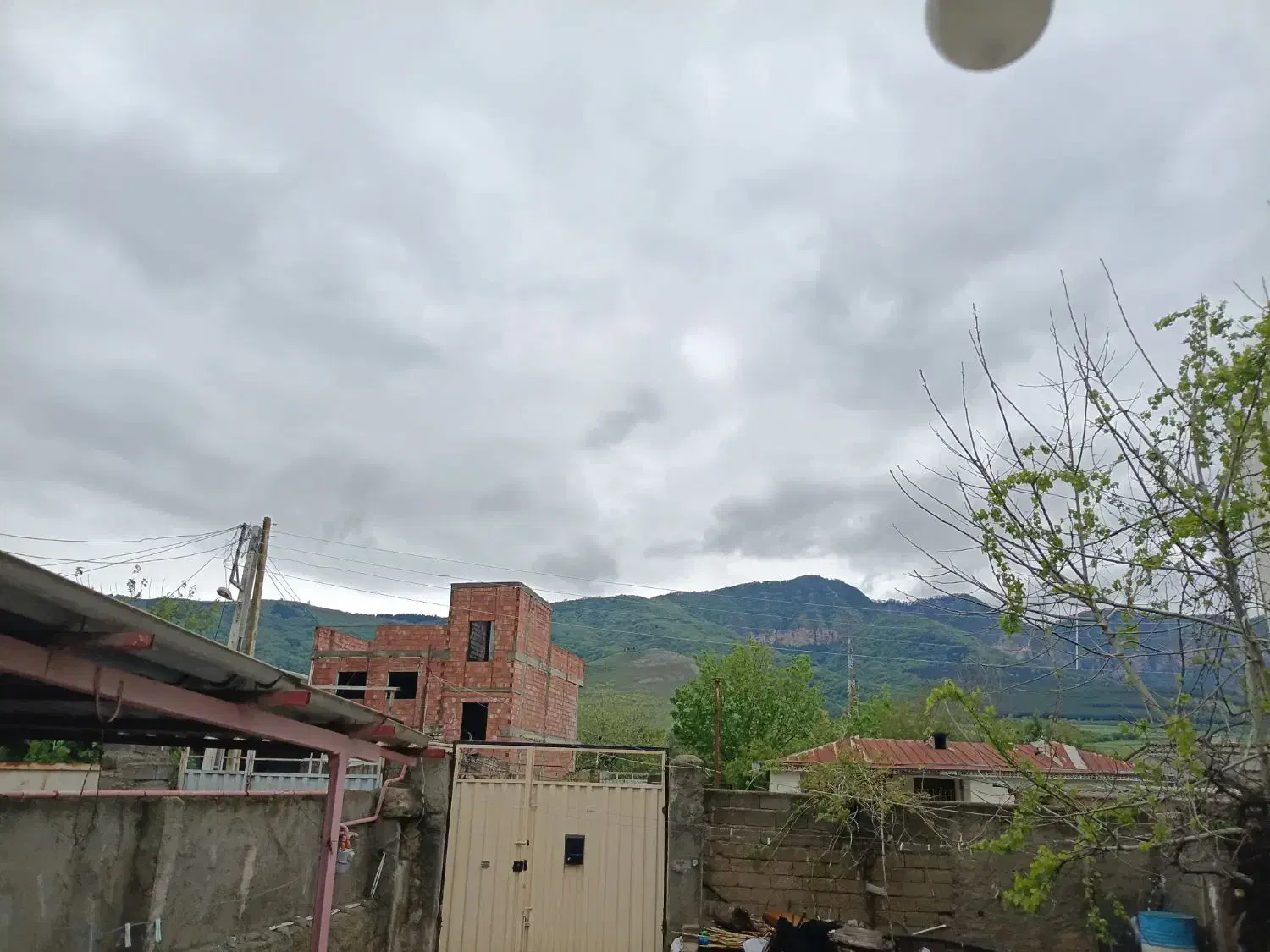 منزل مسکونی اق قیمش