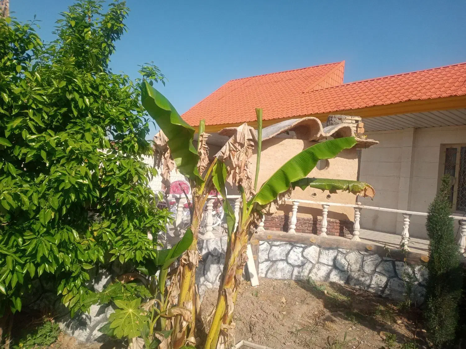 رهن آپارتمان 90متری  میرزاده عشقی.کارگزار املاک