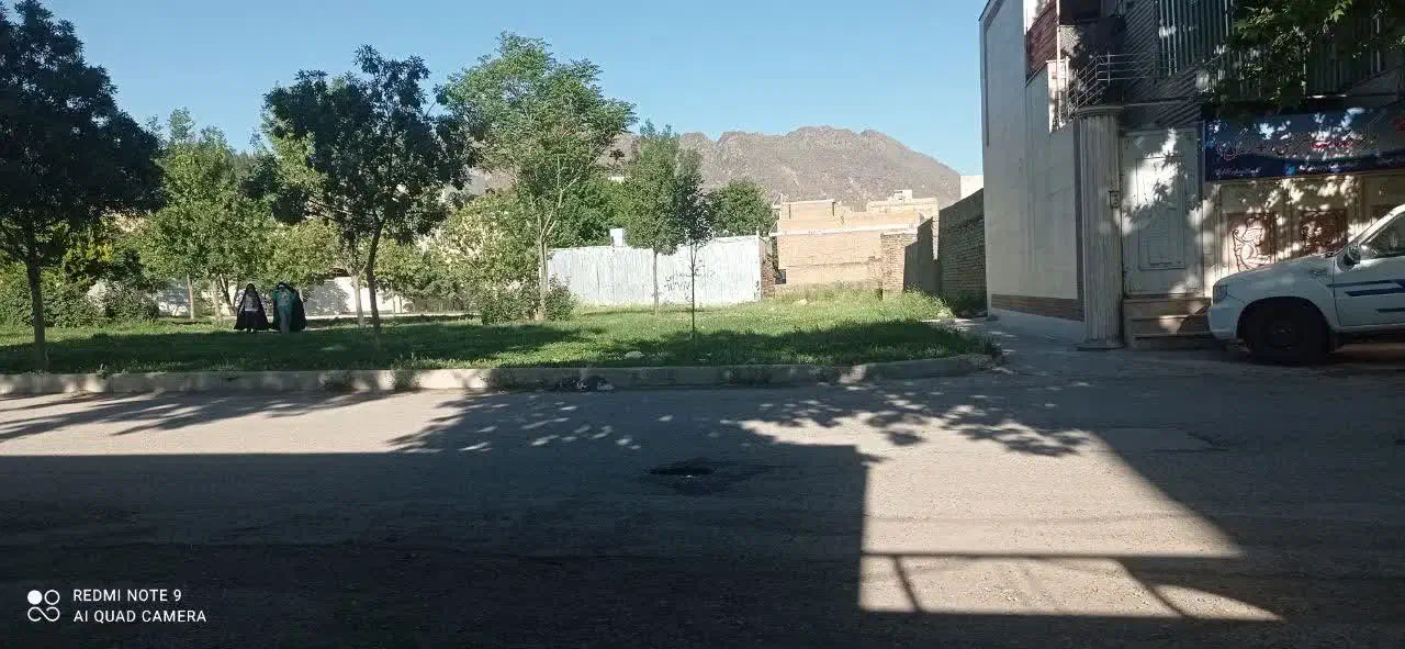 ساختمان کلنگی ۲۰۰متری .