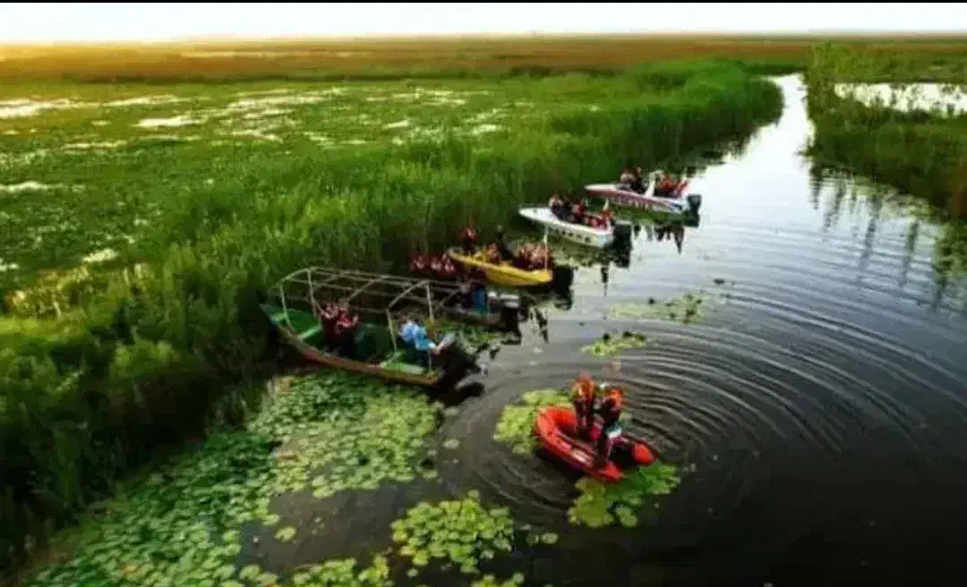 طبیعت بی نظیر با ویلاهای لوکس