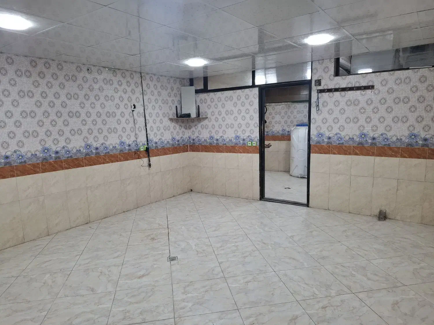 رهن و اجاره زیرزمین در حافظ ارتش آزادی