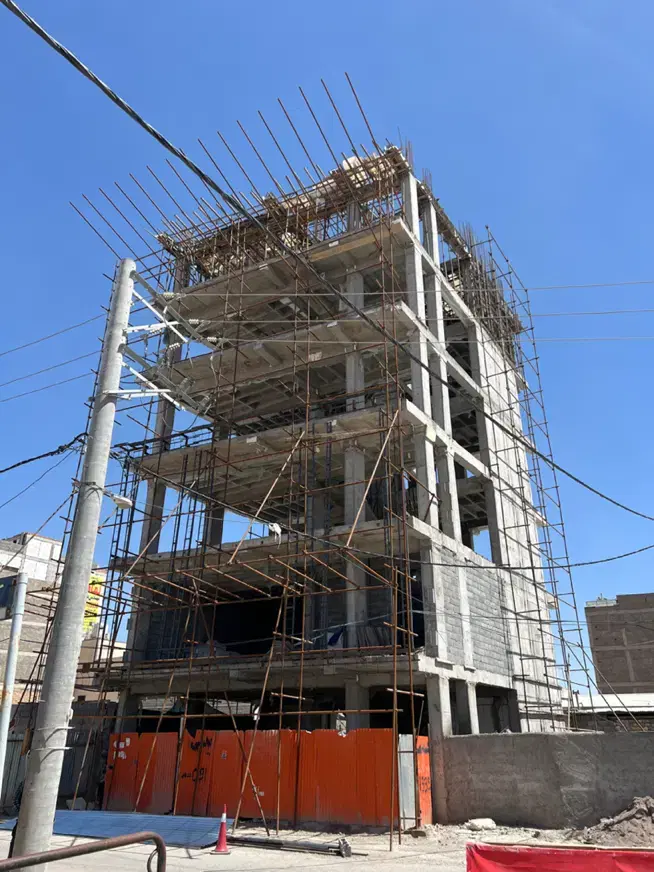 مشارکت در ساخت کمیل