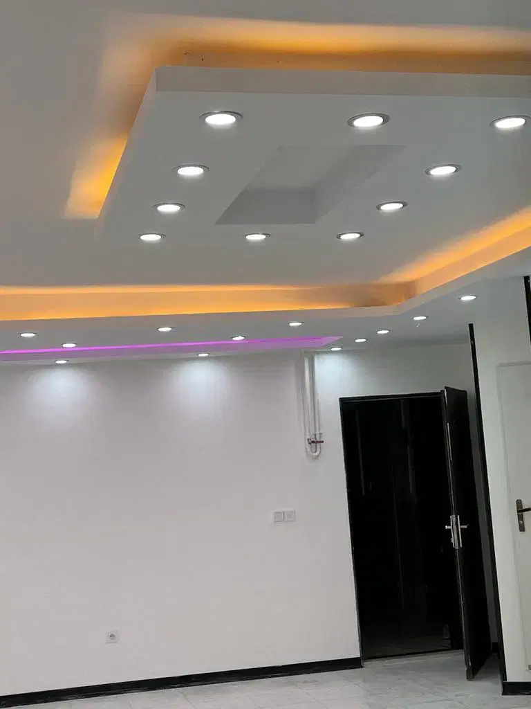 اپارتمان ۹۰ متری دو خواب قولنامه اوایل ۱۴ شرقی قلم