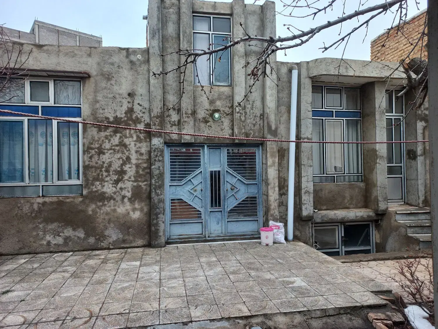 سوئیت ویلایی دربستی حیاط دار