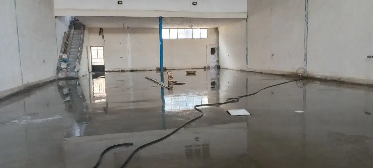سوله بر جاده اصلی صالح آباد