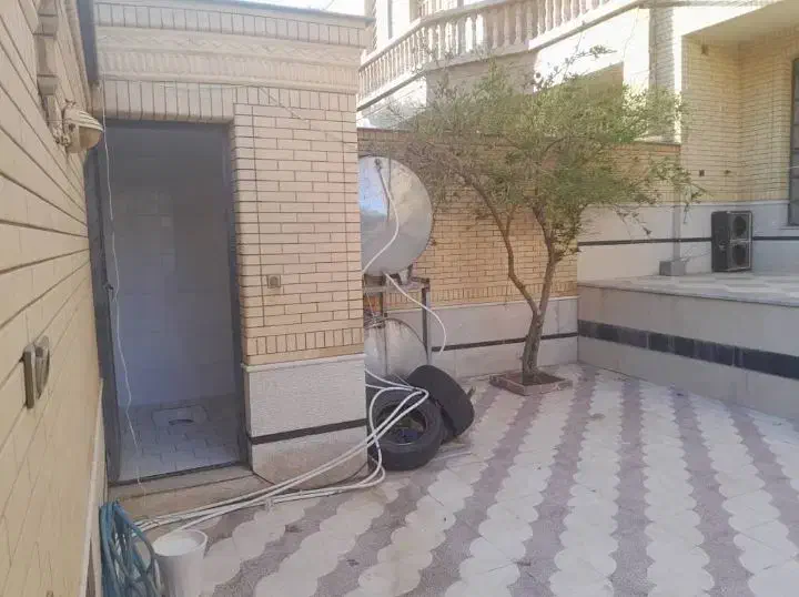منزل ویلایی،۲طبقه،تخت درب حیاط،فرزانگان،نارنج