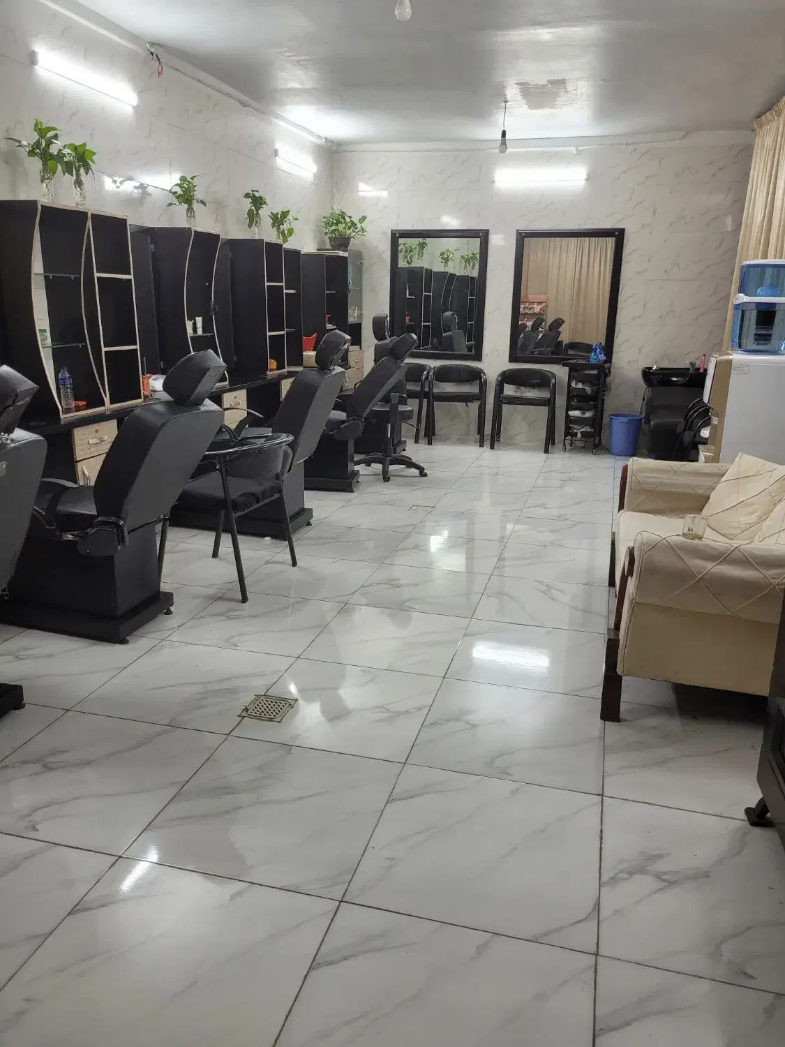 اجاره مغازه آرایشگری زنانه۵۰ متری در نعمت‌آباد