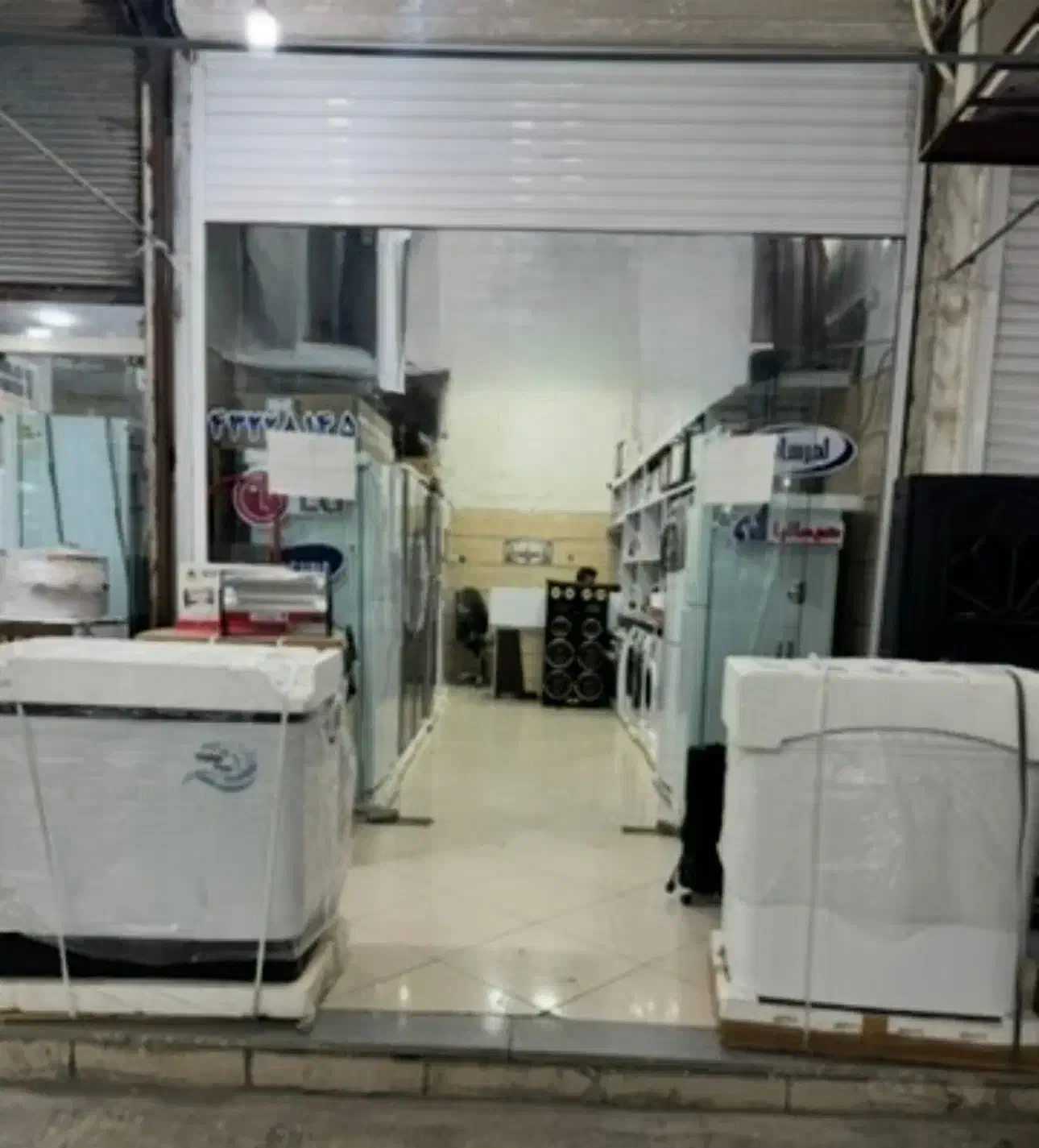فروش مغازه در بازار مرکزی نمره یک