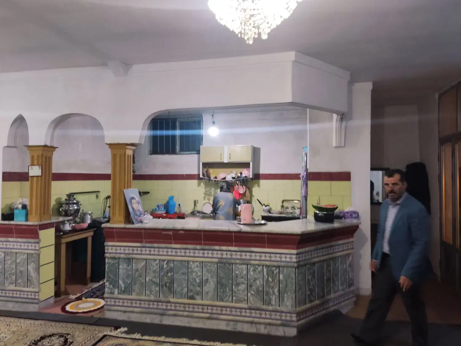 فروش و معاوضه واحد مسکونی با خودرو