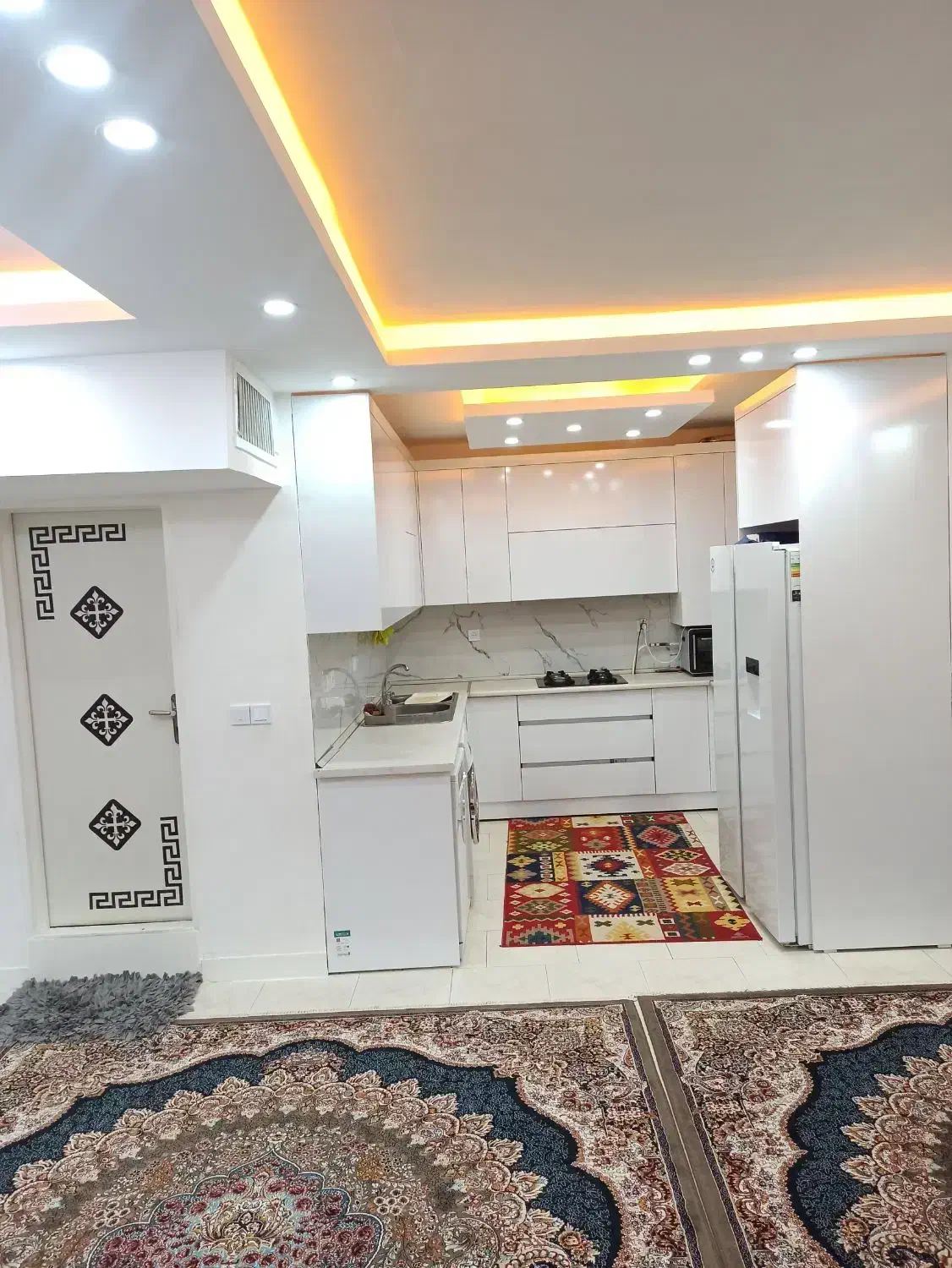 فروش واحد 75متری پاکان