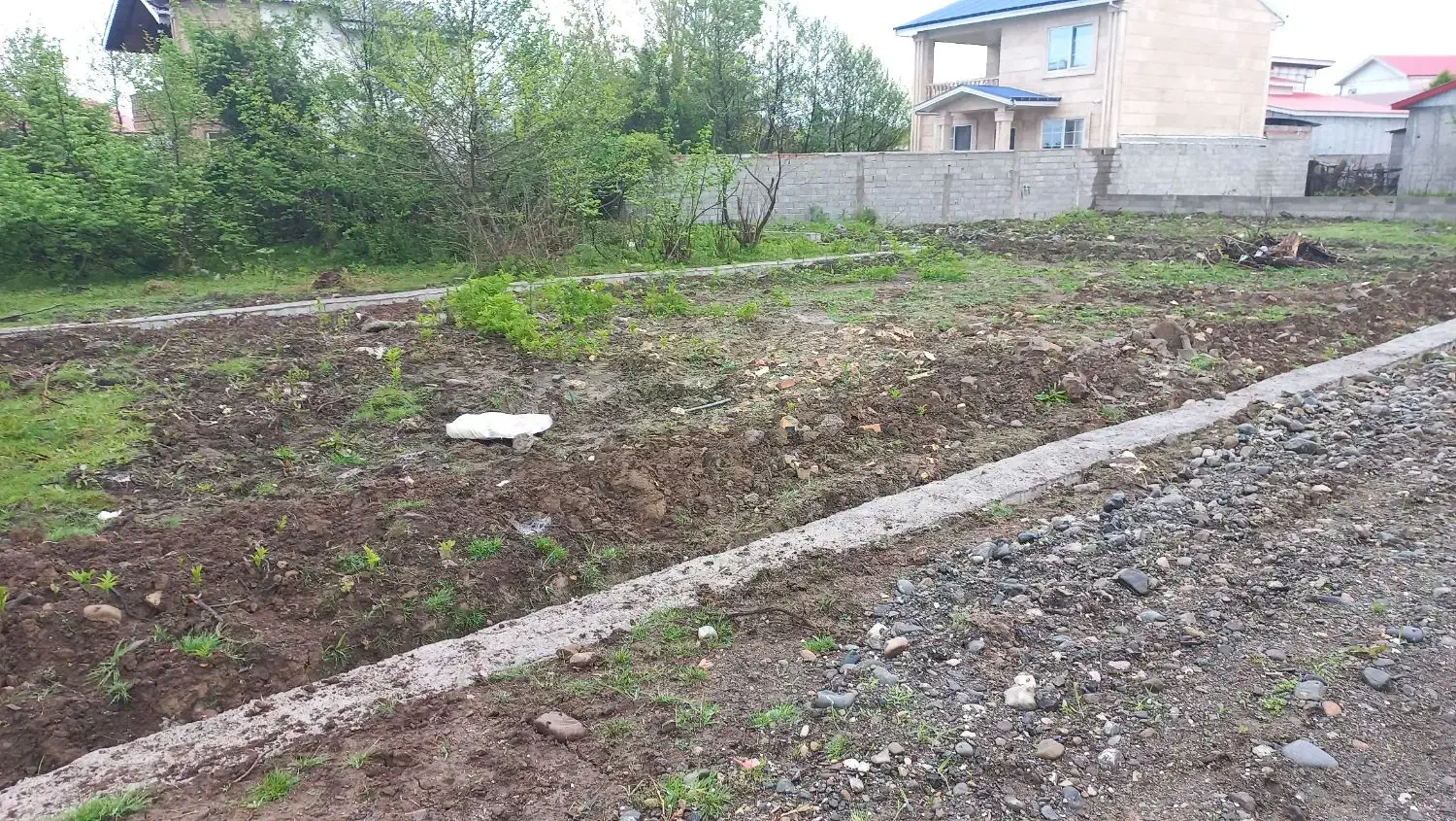 فروش ۳۱۵ متر زمین مسکونی سنددار روستایی