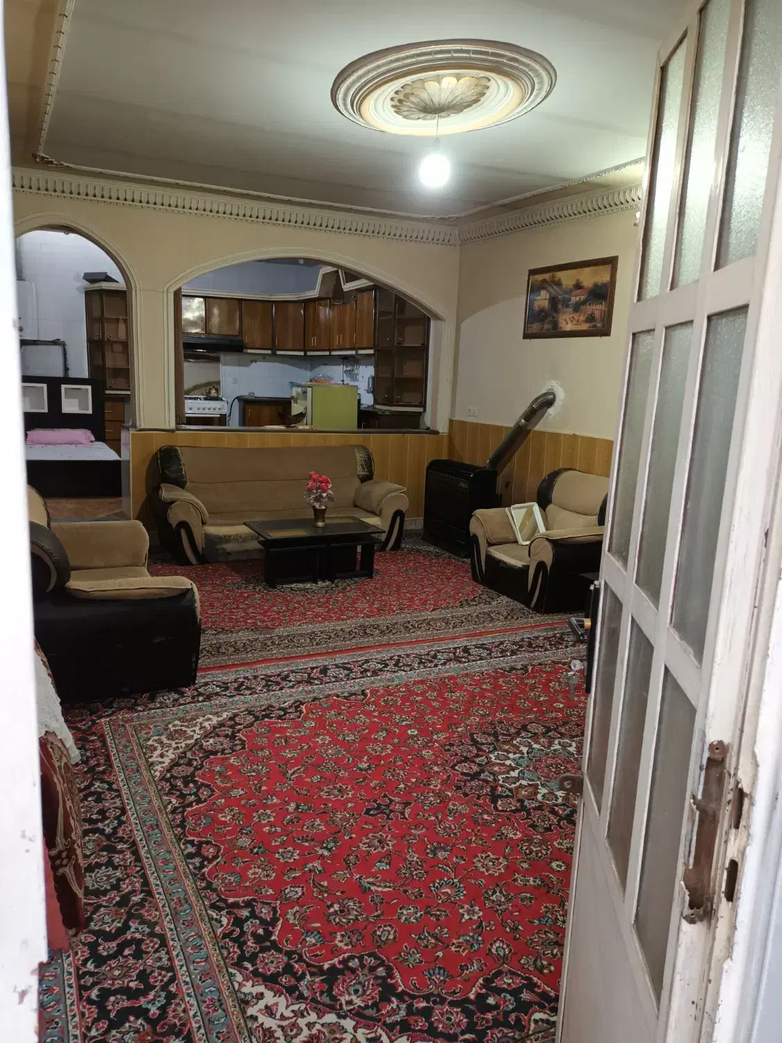 سوئیت،منزل دربست،مبله و ویلایی با پارکینگ مسقف