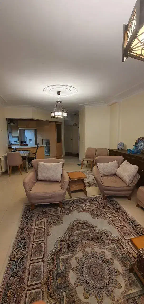 داراباد ۱۰۰ متر ۲ خوابه دسترسی آسان