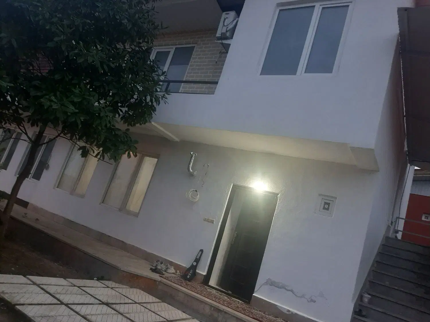 طبقه همکف راه جدا دوخوابه  ۸۲متری
