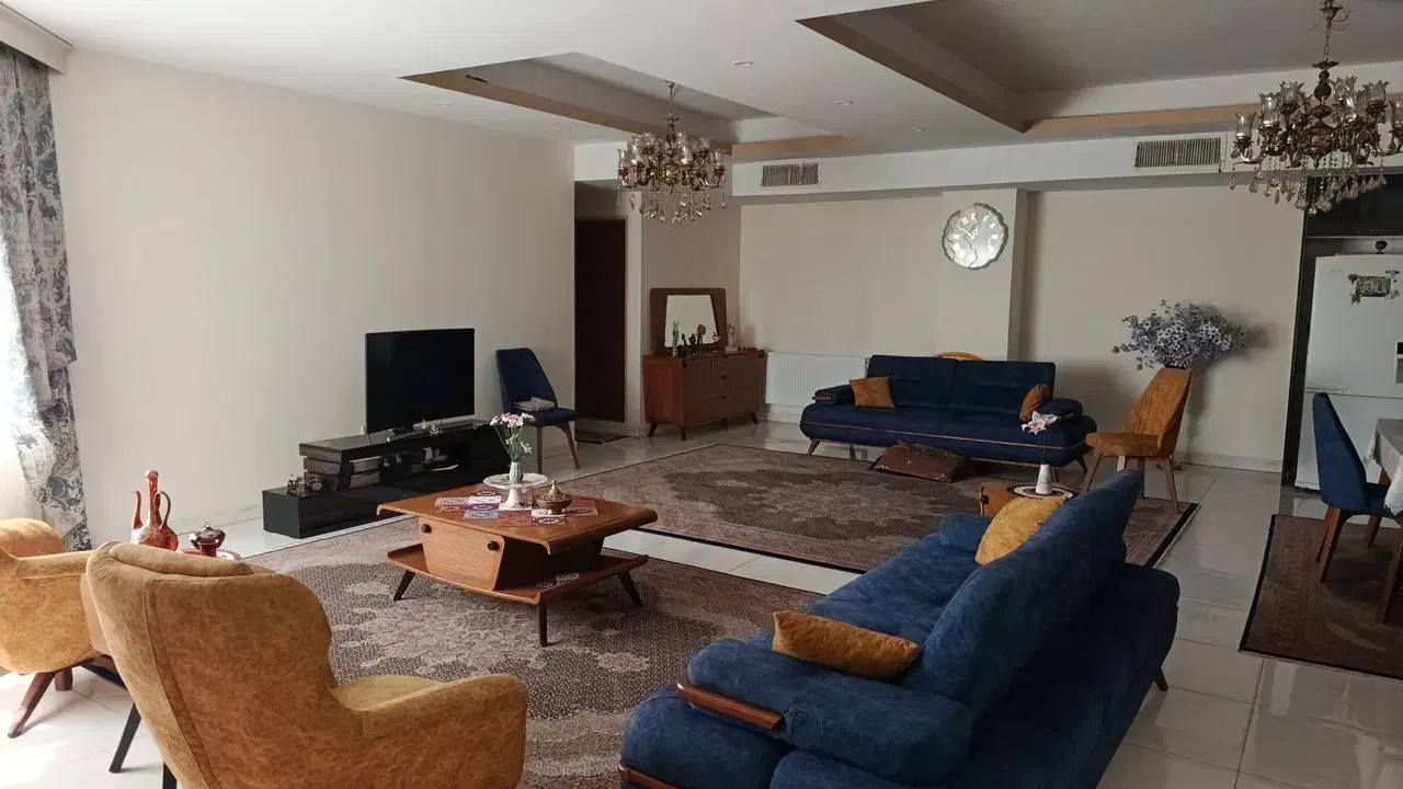 اپارتمان نوساز ۱۳۵متری ۳خواب