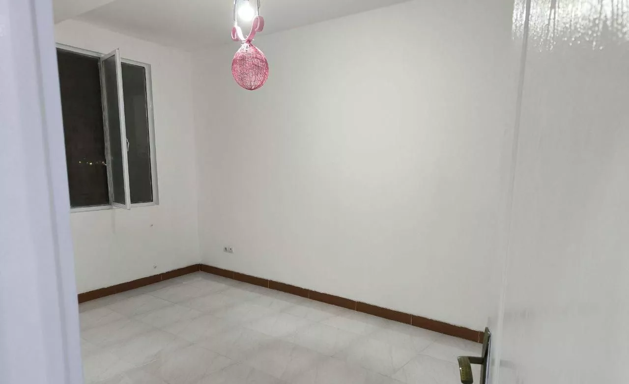 آپارتمان 121 متری سنددار شهرک گلها