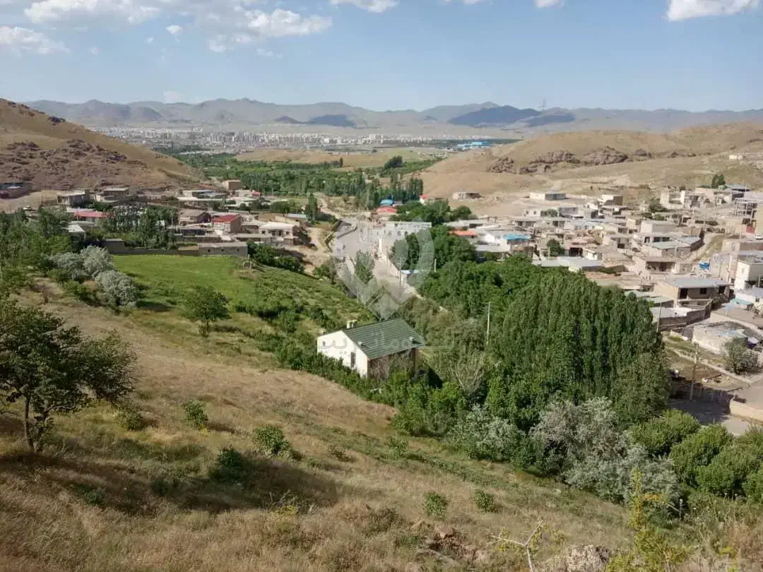 حسن ابدال.زمینهای تجاری مسکونی 50و100متری .