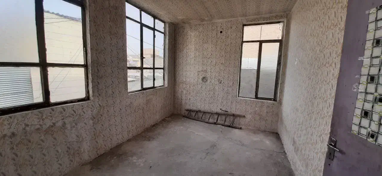 ویلایی ۲ طبقه مناسب دو خانواده