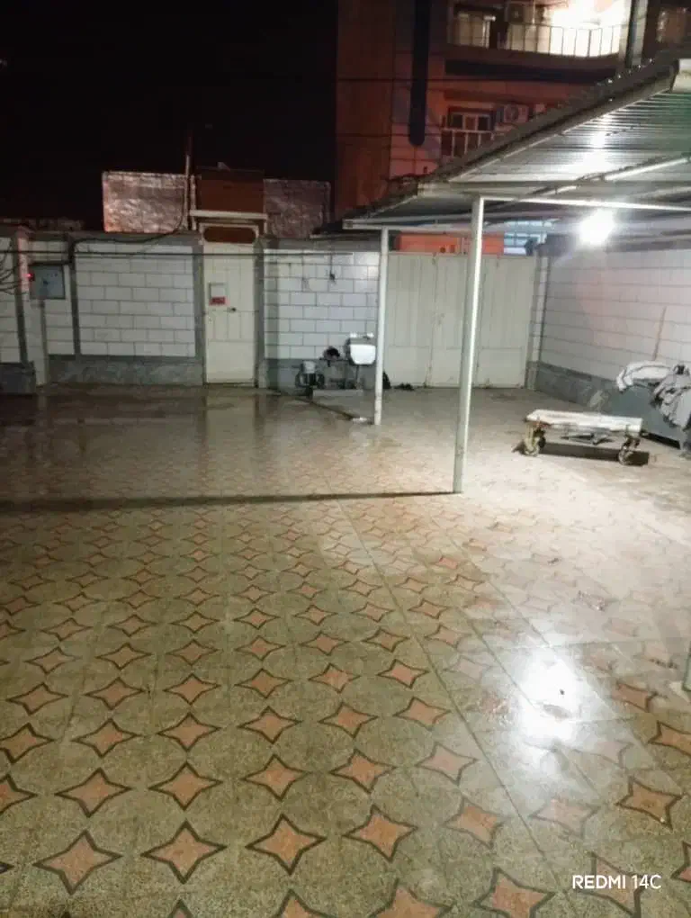 خانه مسکونی مرکز شهر جنب امار