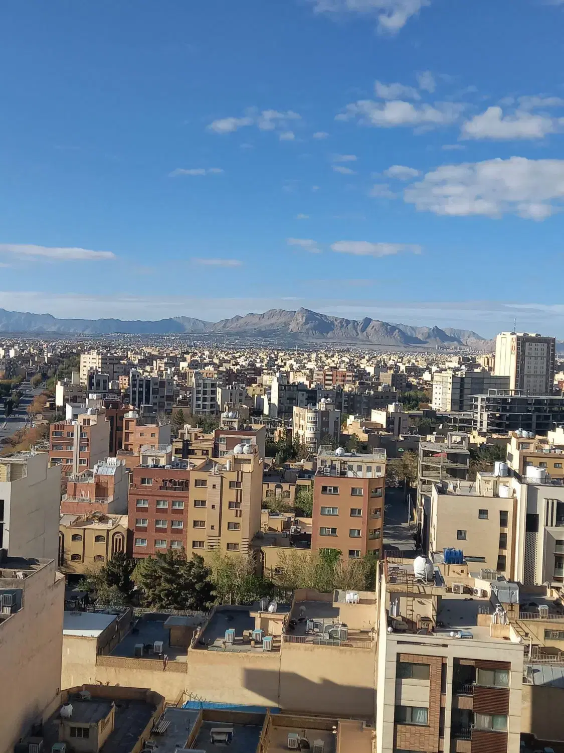 بلوار ایمان برج آفتاب ۱۵۹ متر۳ خواب جنوبی طبقه۱۲