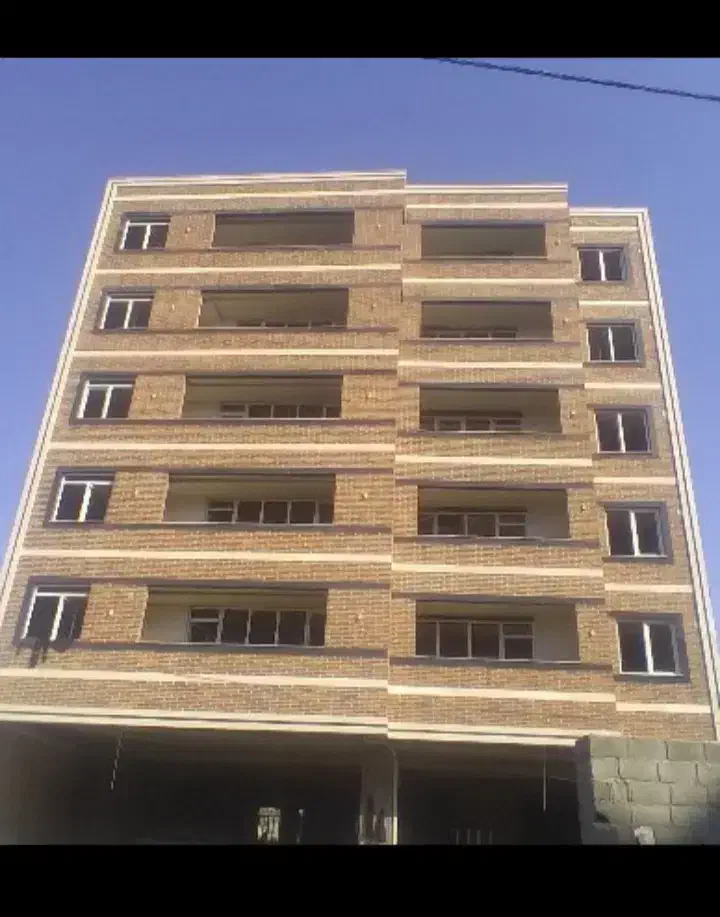 شهرک ماهان  ۹۰  ۱۰۰  ۱۳۰ متری(سنددار)درمراحل مختلف