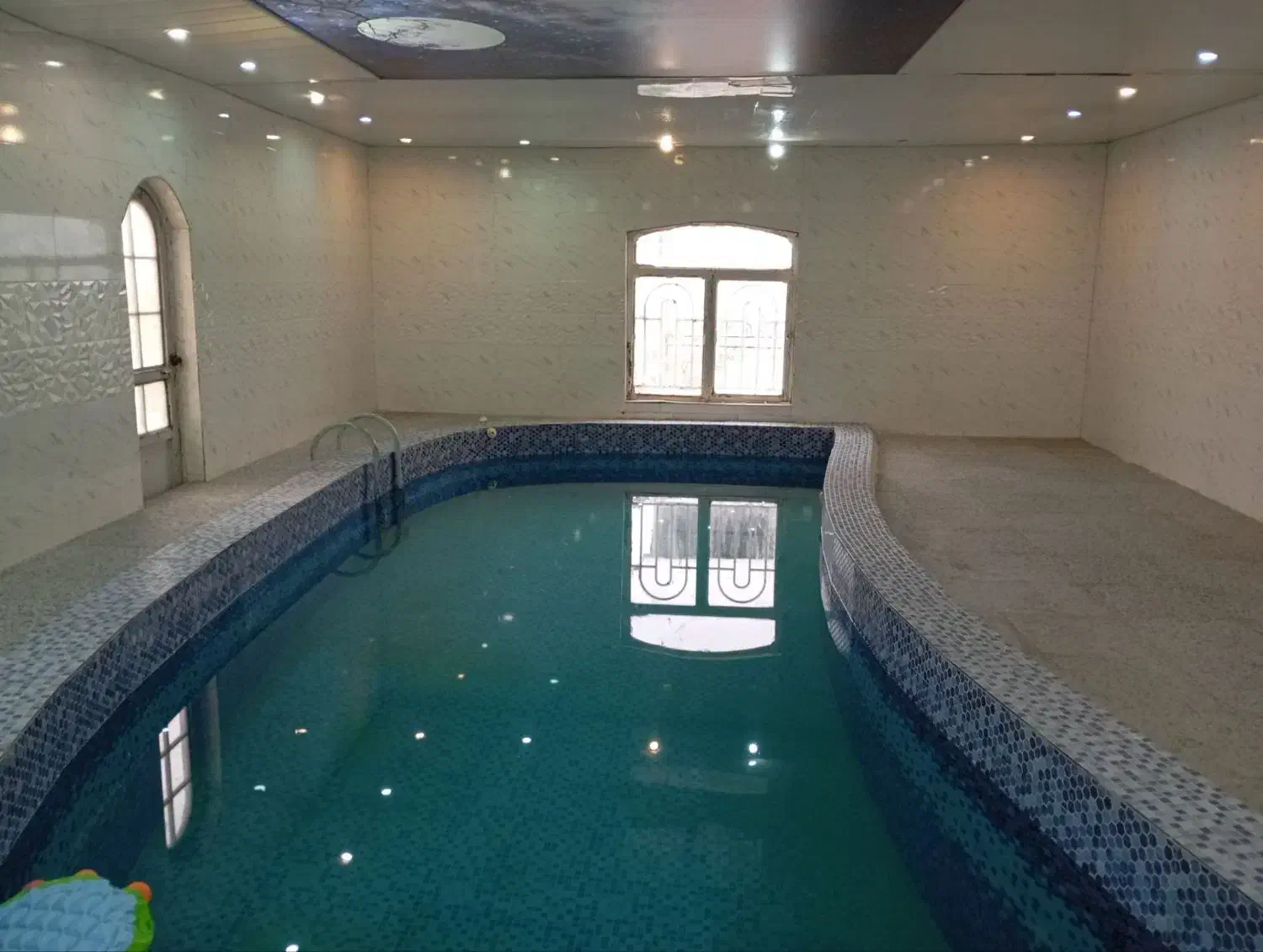 باغ کاهو فروشی