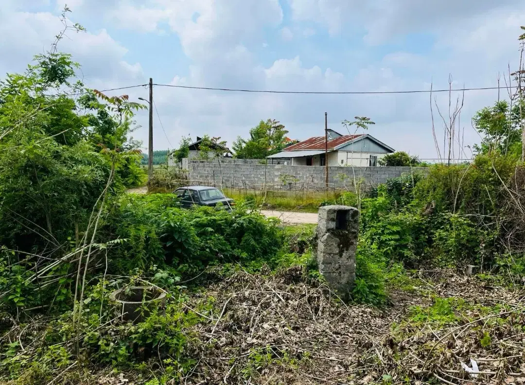 زمین مسکونی با خانه کلنگی در لشت نشا روستای دهسر