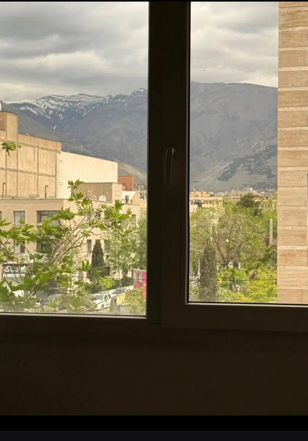 آپارتمان ۷۴ متری هروی