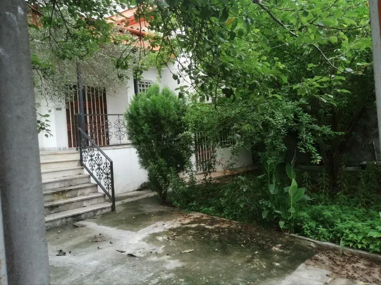 خانه قدیمی350 مترزمین 2 طبقه قابل سکونت سند تک برگ