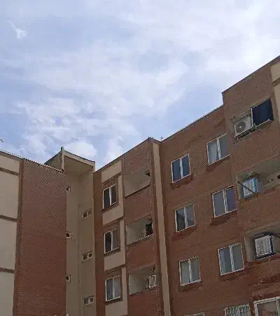آپارتمان غرق نور