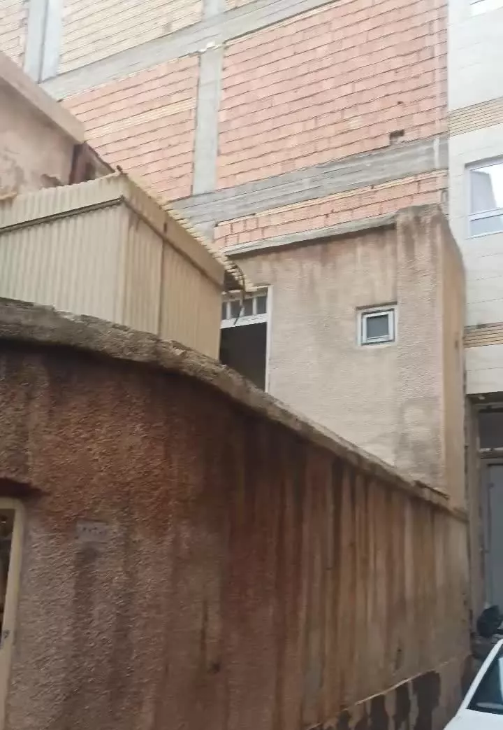 فروش خانه کلنگی دوطبقه پرورش