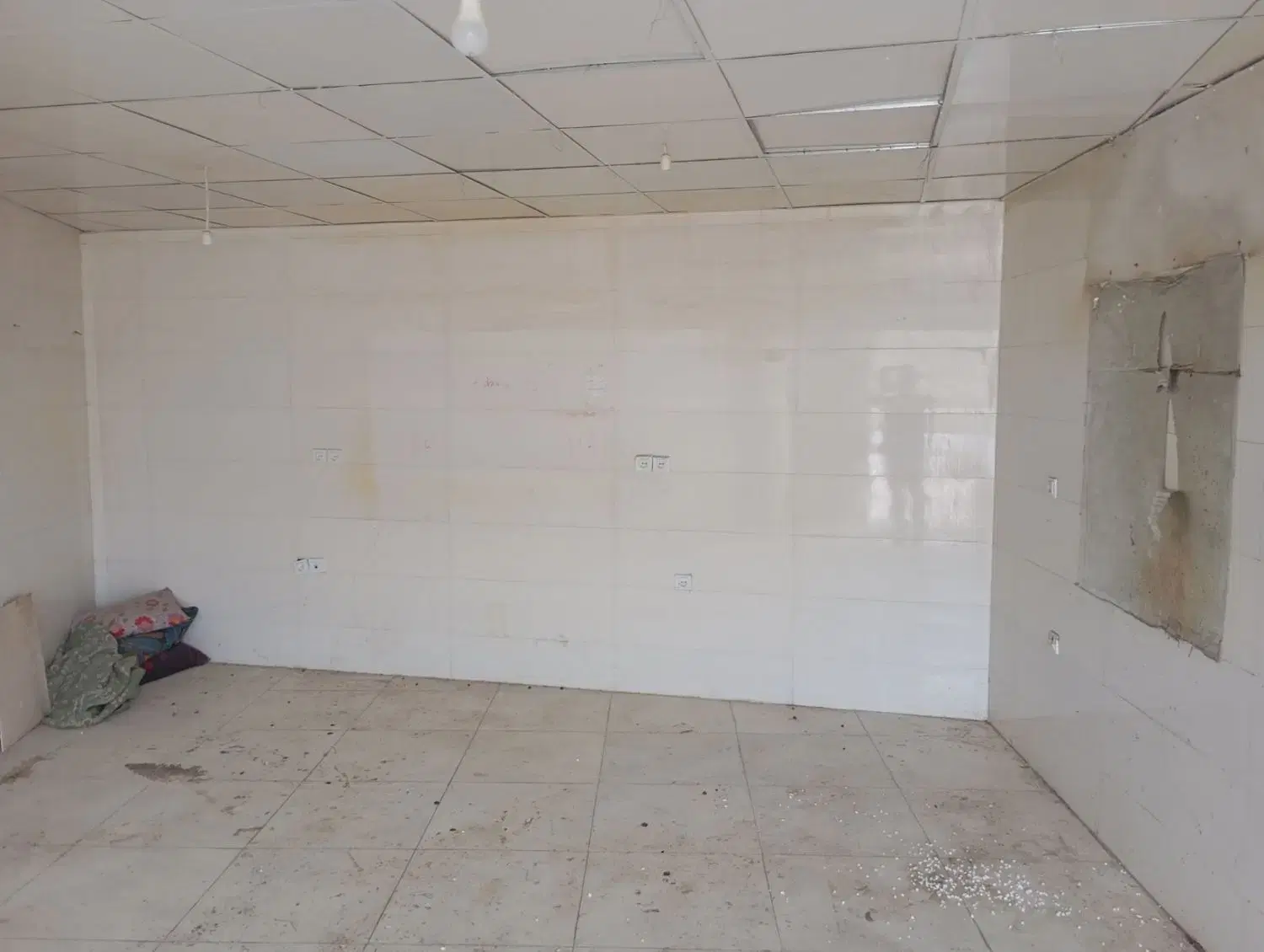 یک باب مغازه در کمربندی توافقی