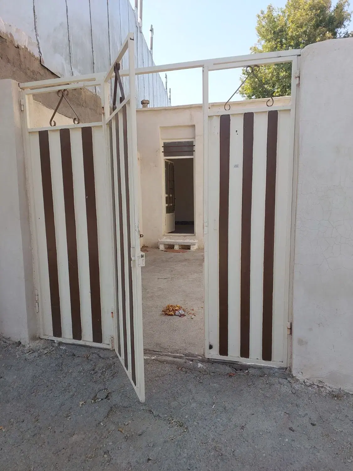 منزل اجاره ای کوی گلستان  س ی ا و ش