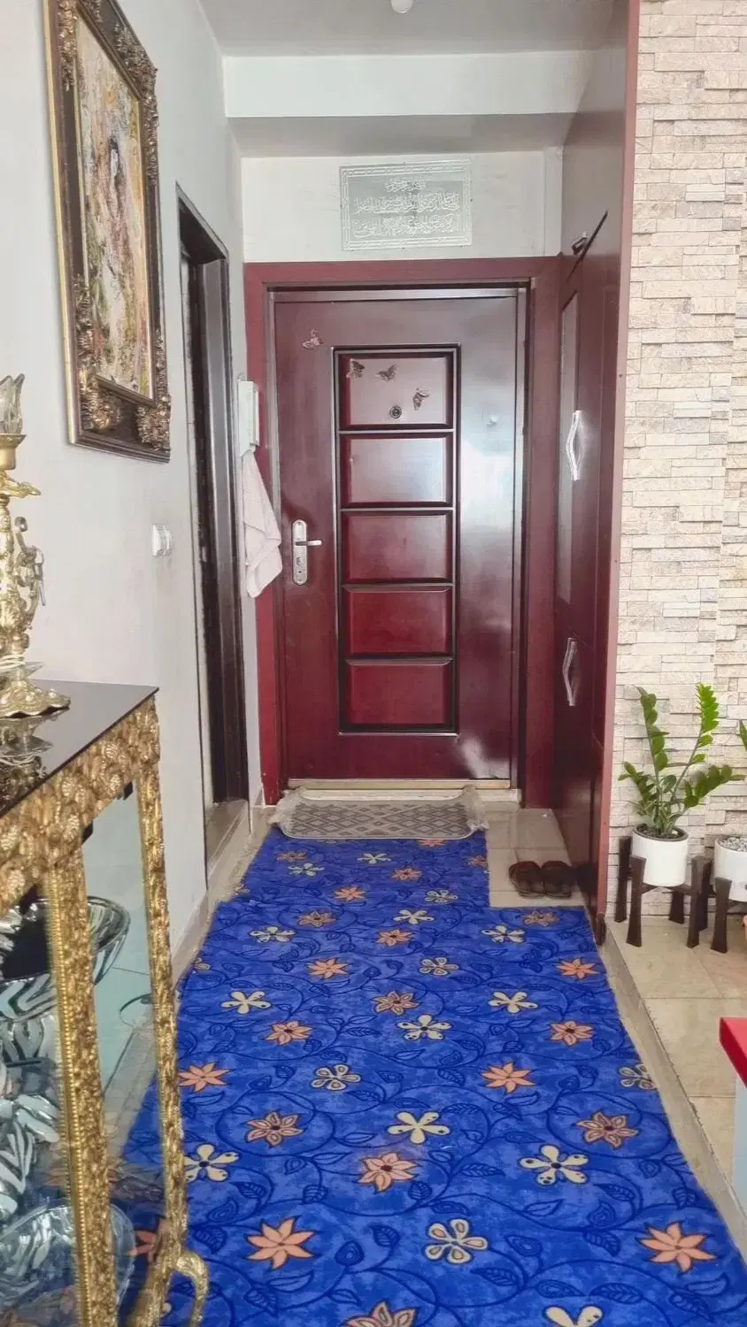 واحد ۸۵ متری شیک و تمیز با بهترین لوکیشن