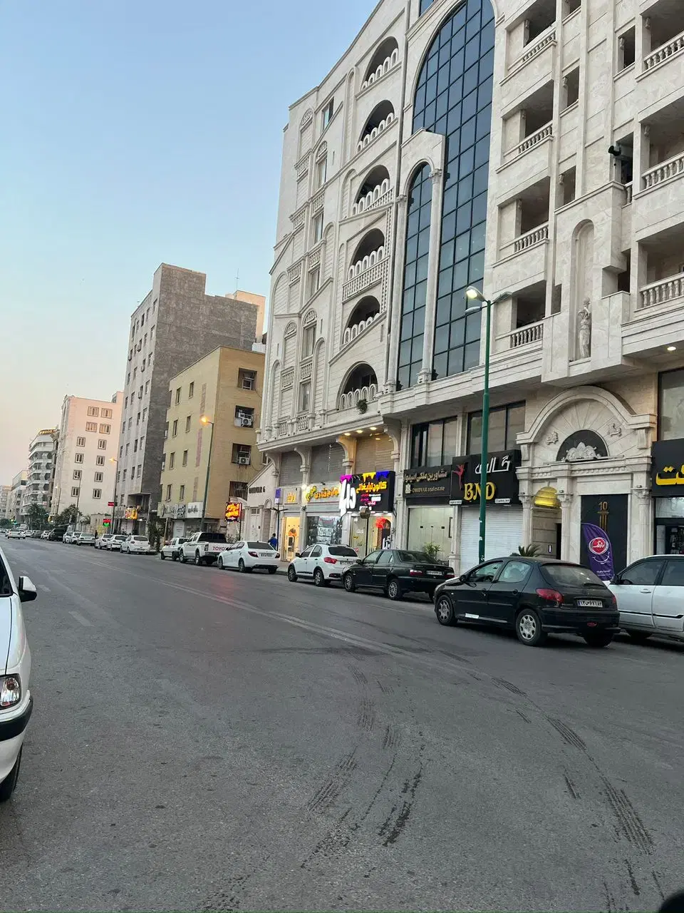 آپارتمان ۶ طبقه یکجا ۱۸۰ متری چمران