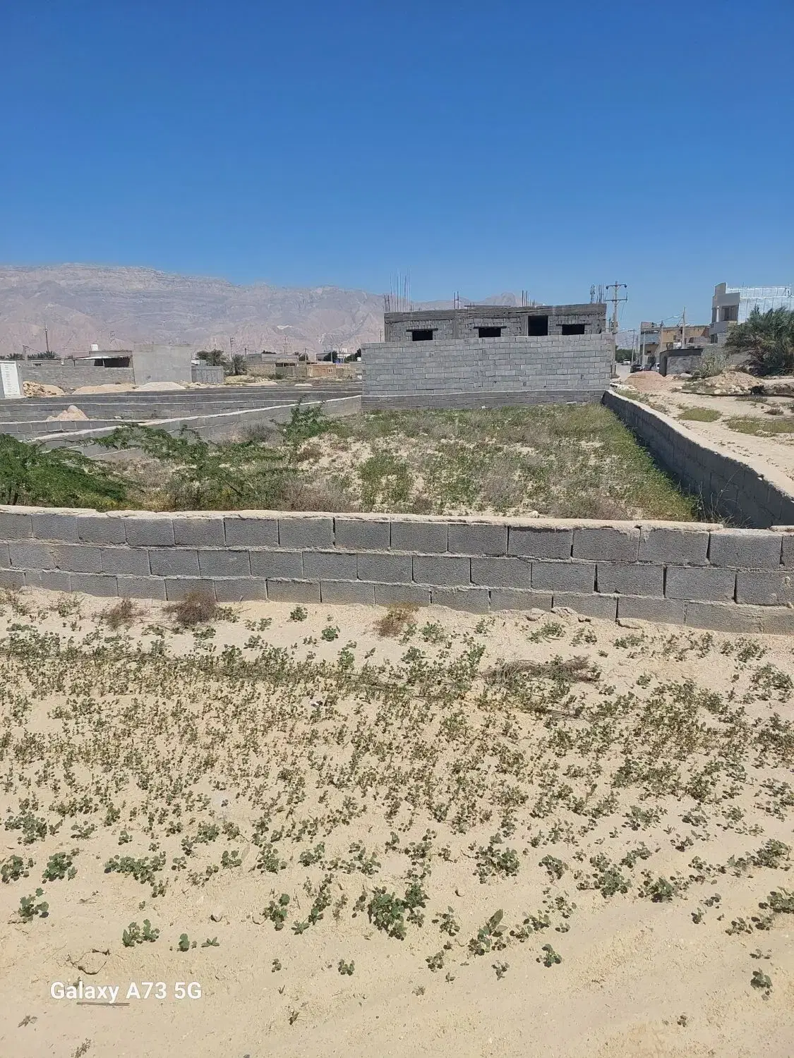 زمین لنگک خورموج