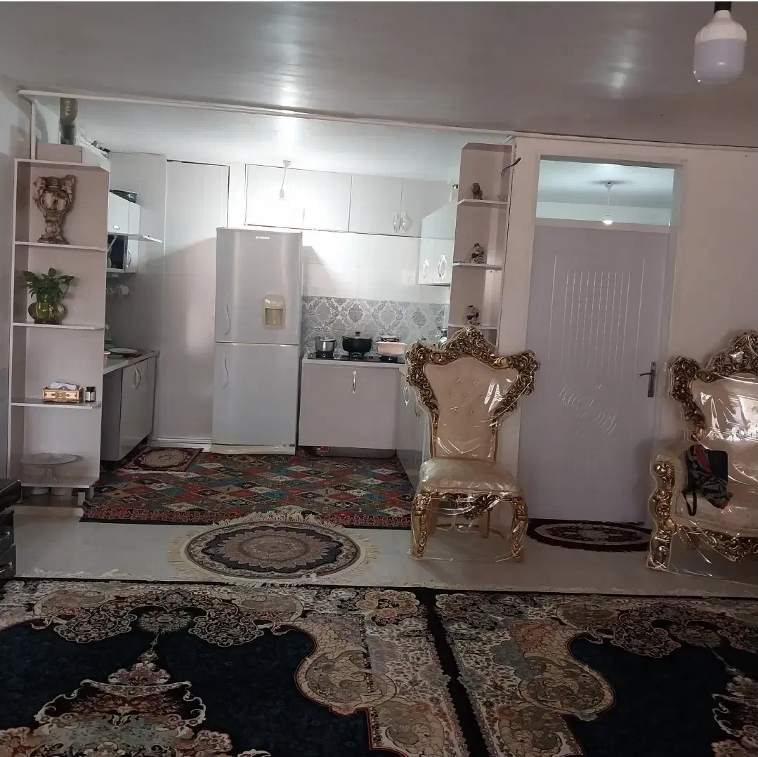 ساختمان ۱۲۰ متری اجاره براه کارگاه خیاطی