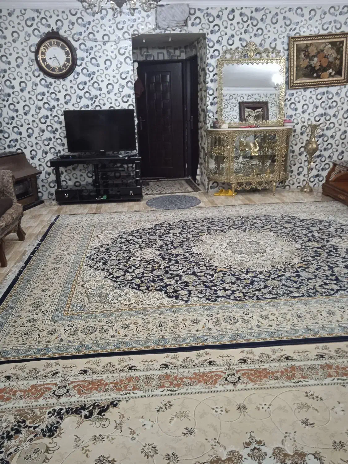 دو واحد صد متری در مرتضی گرد