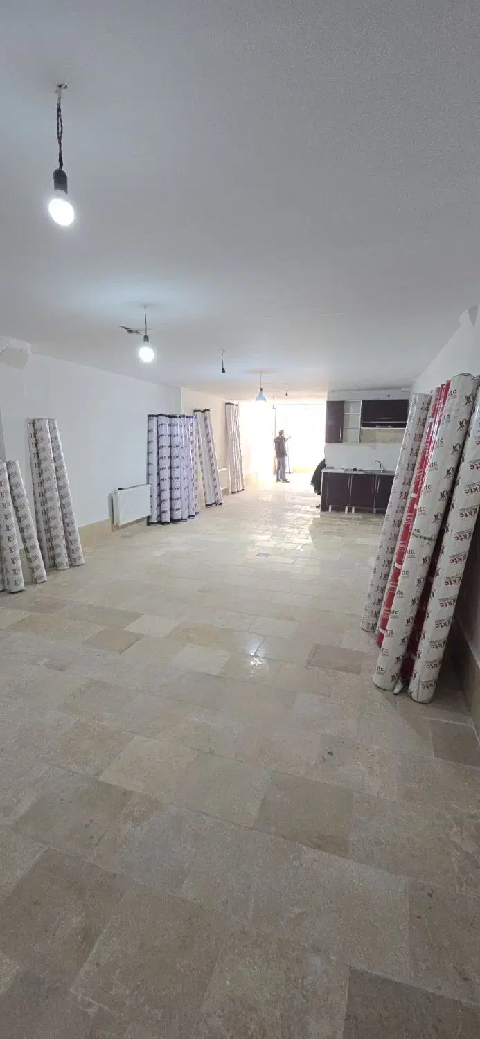 کارگاه ، انبار ۱۰۰ متری بر ۵ کف سنگ، ورودی ۳_۵