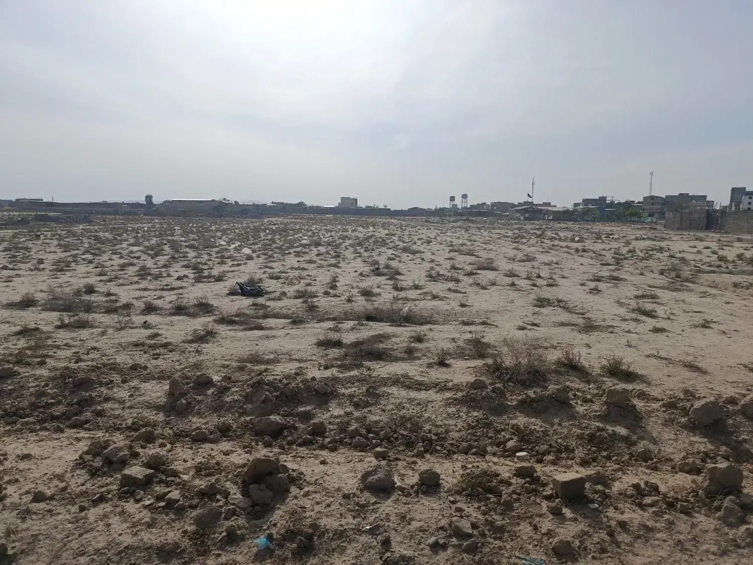300 متر زمین مناسب باغچه