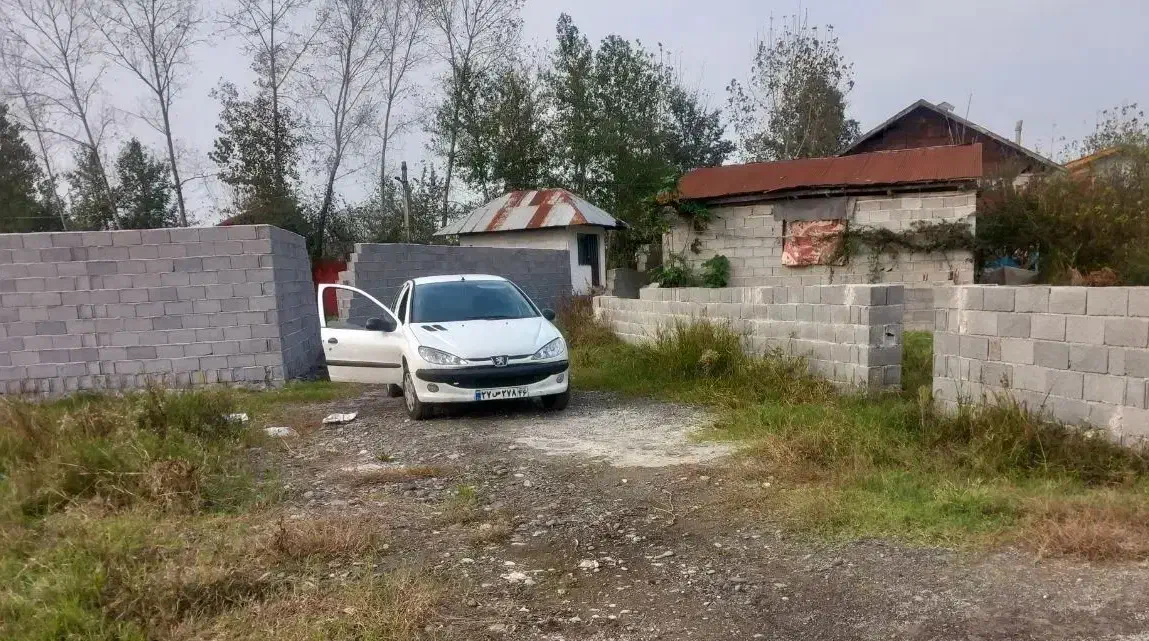 ۲۰۰متر زمین مسکونی قابل ساخت  مستطیل
